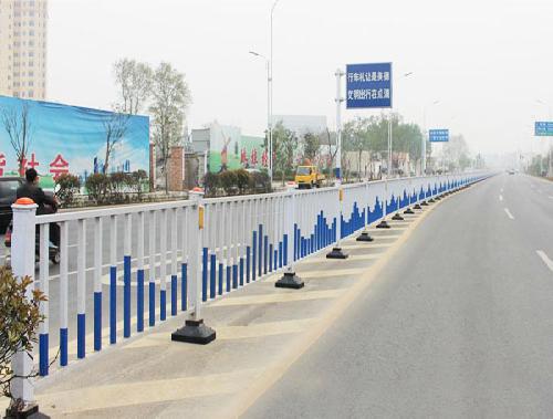 洛陽鐵藝護(hù)欄廠-交通護(hù)欄